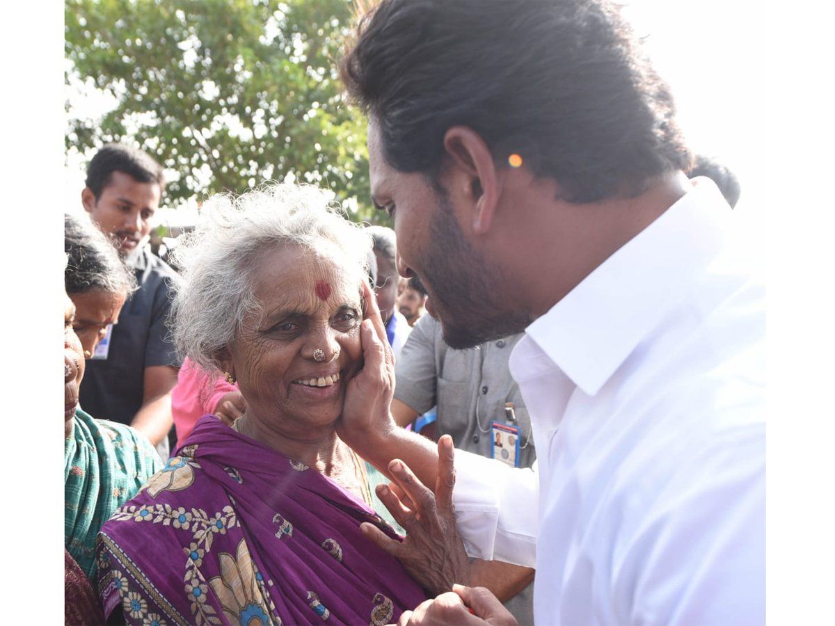 YS Jagan Praja Sankalpa Yatra 302th Day PhotoPics