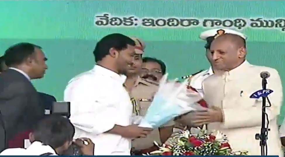 YS Jagan Swearing in Ceremony Photos