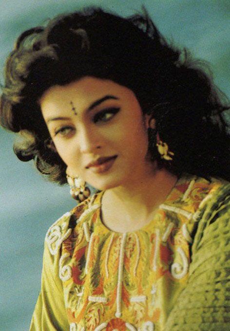 Aishwarya Rai Rare and Unseen Photos