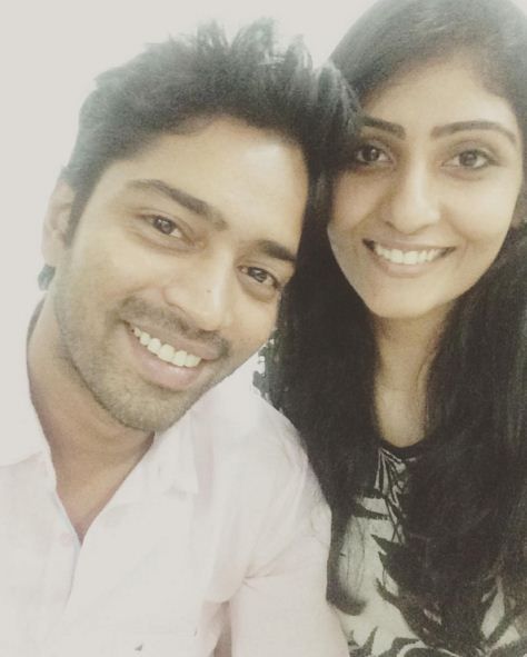 Allari Naresh Wife Virupa Unseen Photos