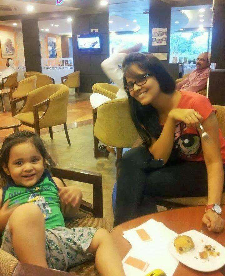 Anchor Anasuya Family Pics