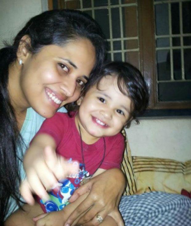 Anchor Anasuya Family Pics