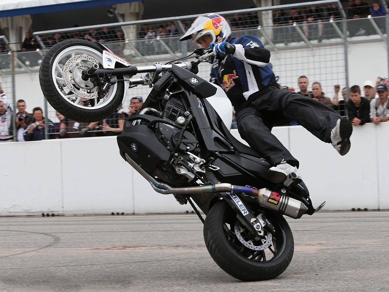 Bike Stunting Photos