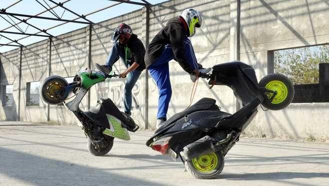 Bike Stunting Photos