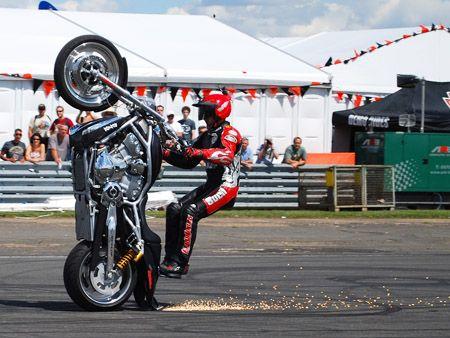 Bike Stunting Photos