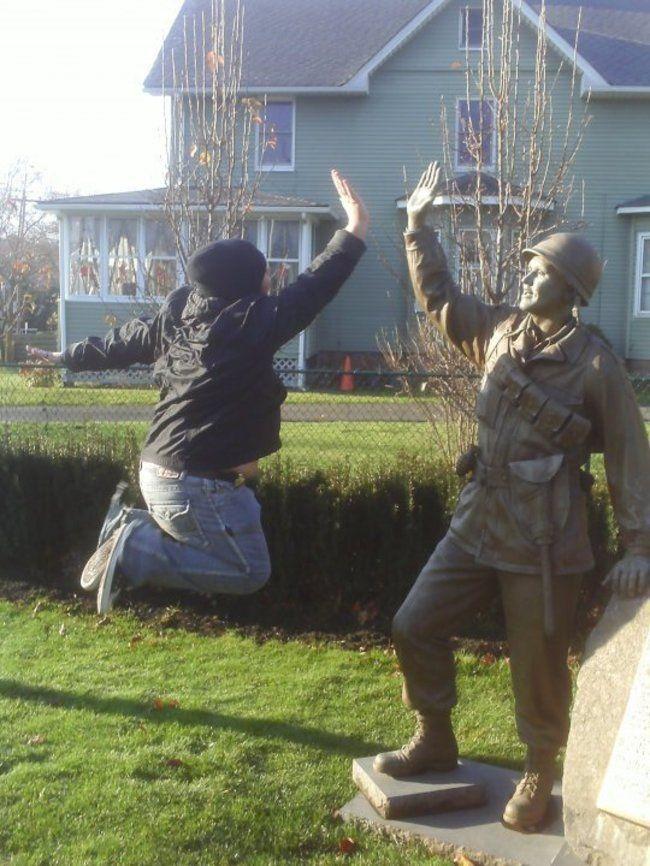 Crazy Statues Around The World That Are Messing With Humans