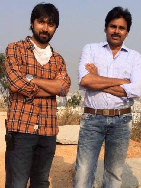 Pawan Kalyan Rare Photos with Fans Pics