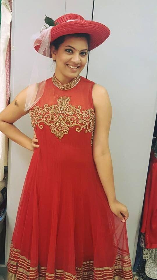 Beautiful Singer Geetha Madhuri Unseen Photos