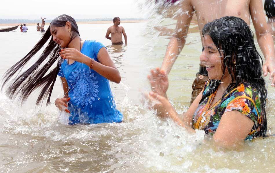 Godavari Maha Pushkaram 3rd Day Photos