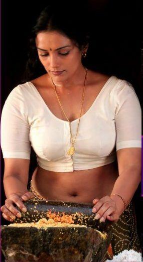 Indian Actress Hot in Traditional Wear