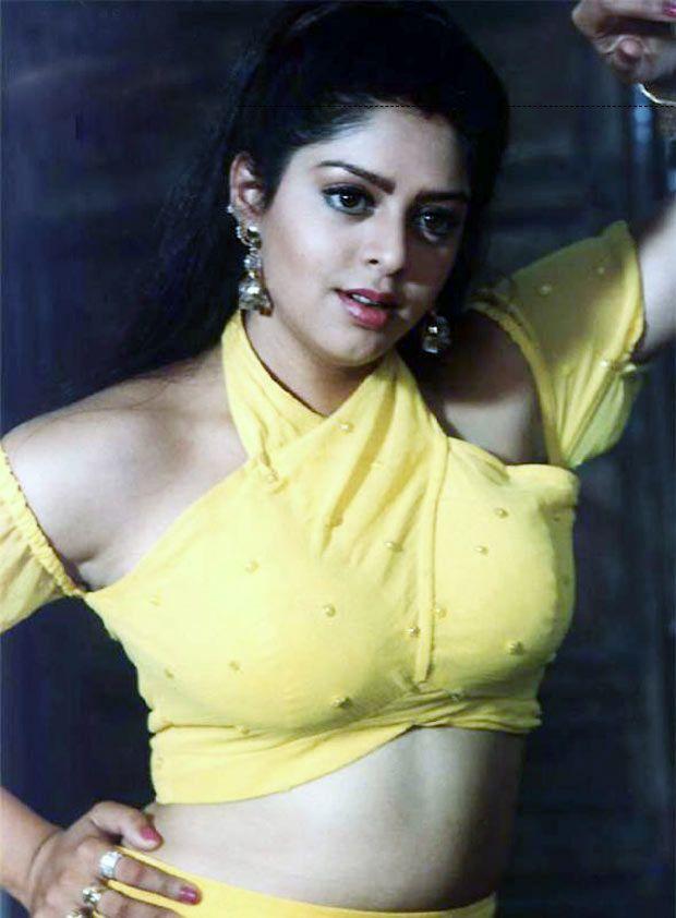 620px x 842px - Indian sexy actress Nagma Photos