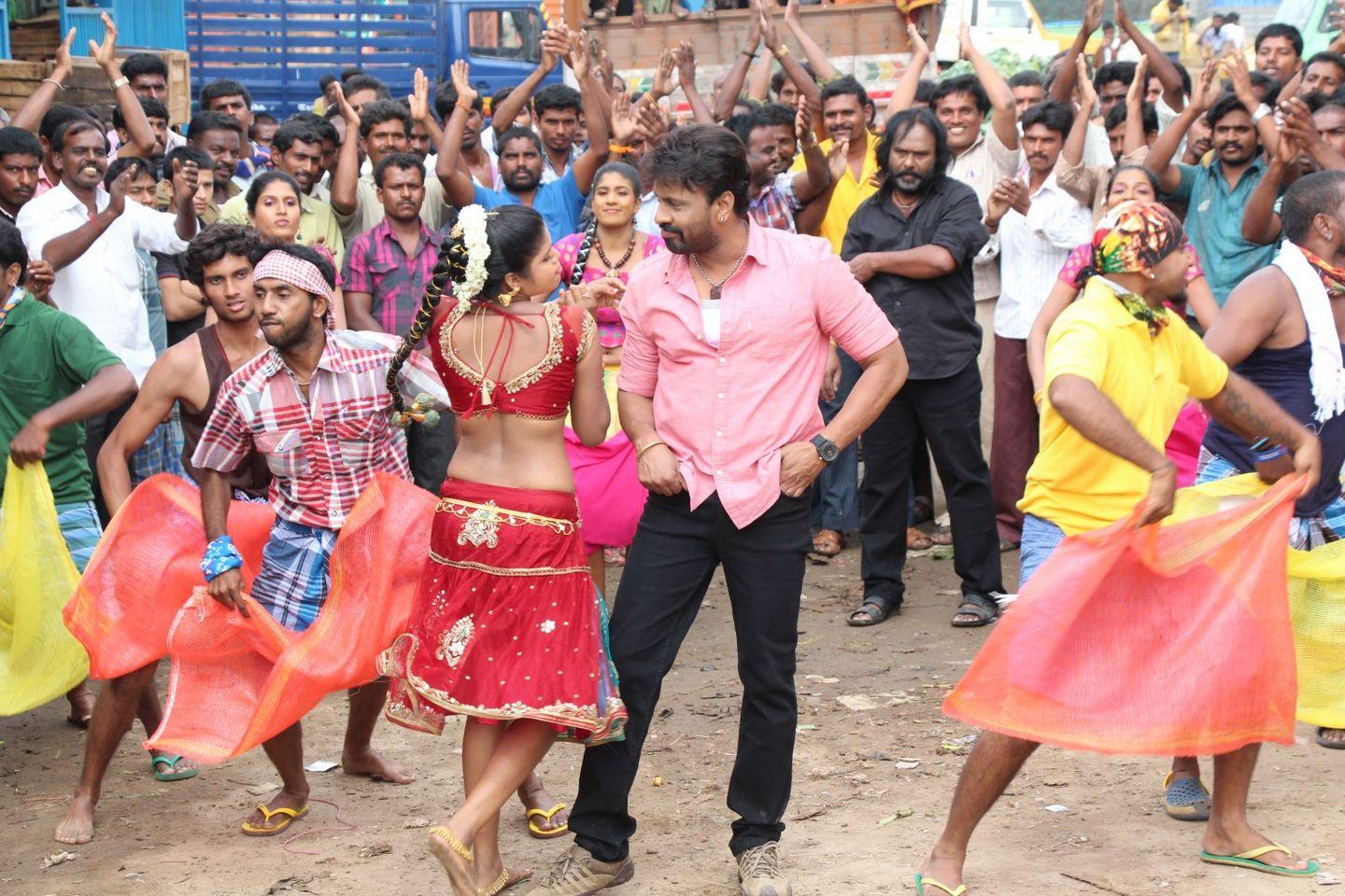 Kathal Agathi Movie Stills