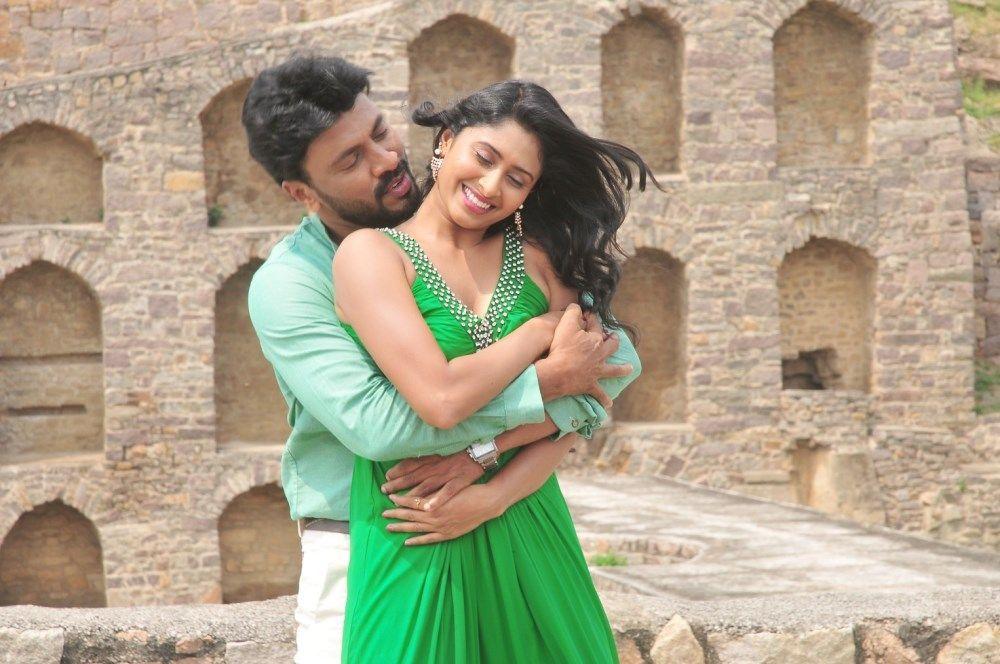 Kathal Agathi Movie Stills