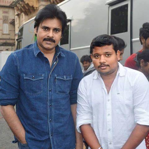 Power Star Pawan Kalyan recent Pics at shooting spot