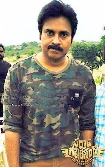 Power Star Pawan Kalyan recent Pics at shooting spot