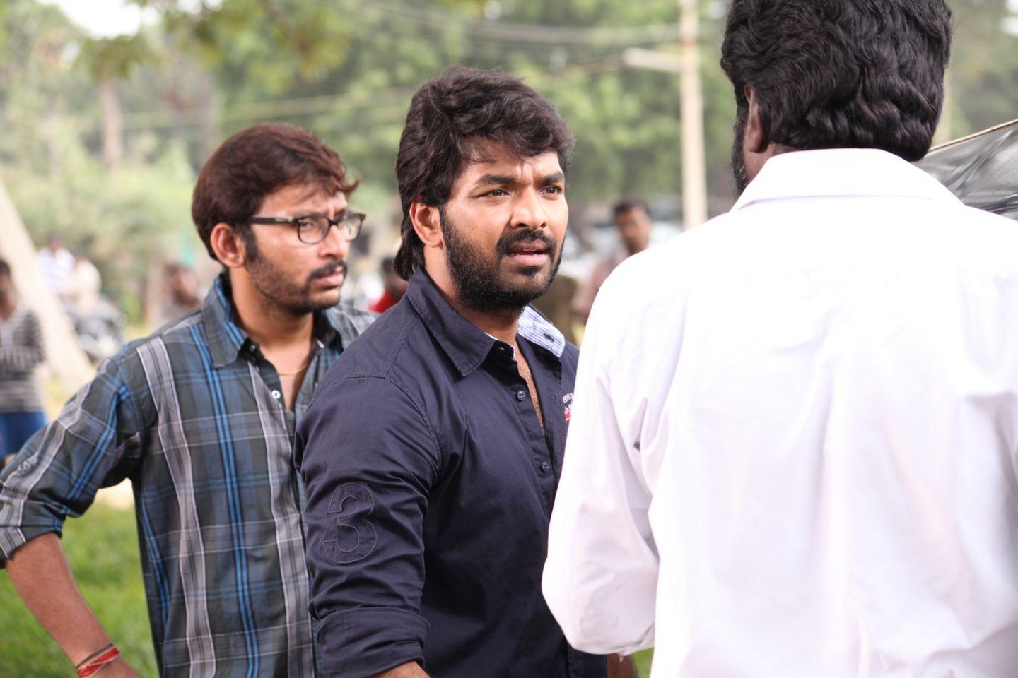 Pugazh Movie Pics 