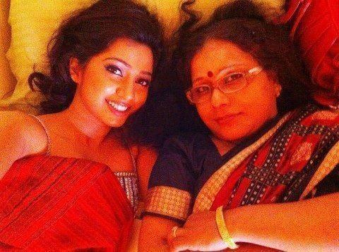 Shreya Ghoshal Rare and Unseen Photos