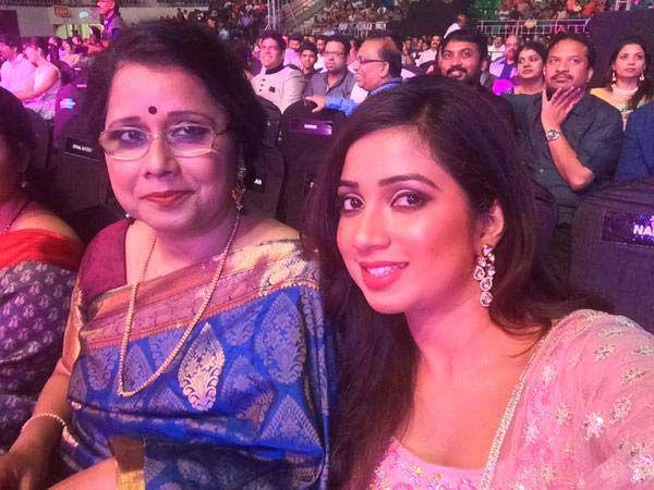 Shreya Ghoshal Rare & Unseen Photos