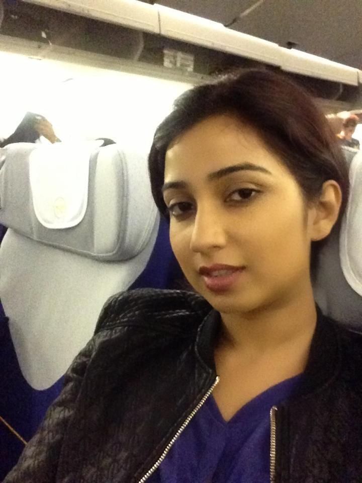 Shreya Ghoshal Rare & Unseen Photos