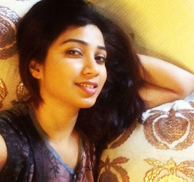 Shreya Ghoshal Rare & Unseen Photos