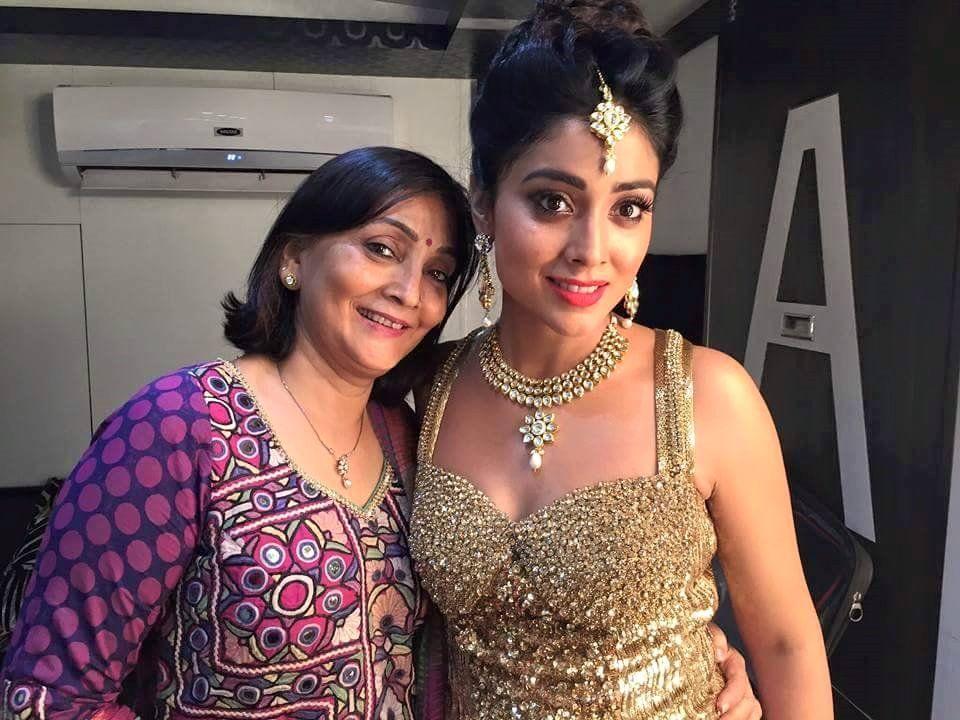 Shriya Saran Unseen Pictures