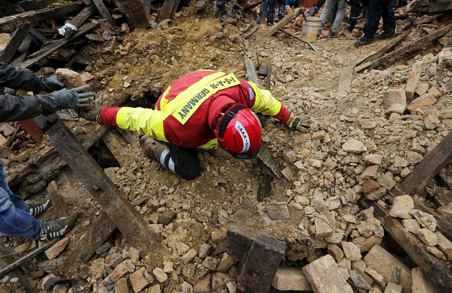 Special Rescue Team Helping Nepal Earthquake survivors