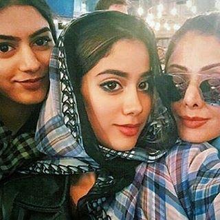 Sridevi’s Daughter Jhanvi Kapoor's PICS goes viral on social media