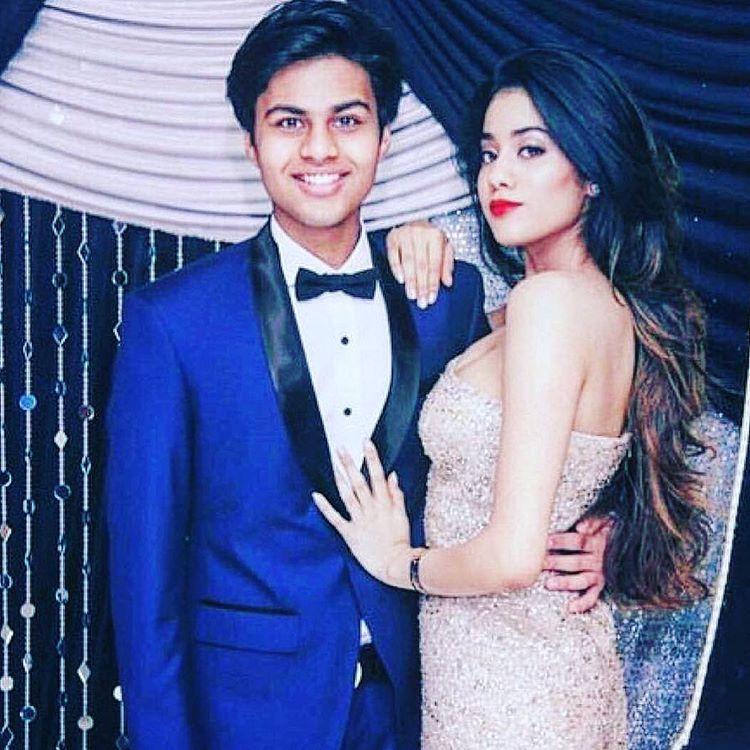 Sridevi’s Daughter Jhanvi Kapoor's PICS goes viral on social media