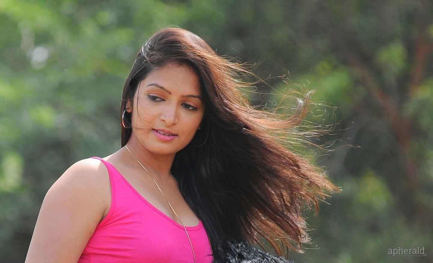 Swimming Pool Telugu Movie Stills