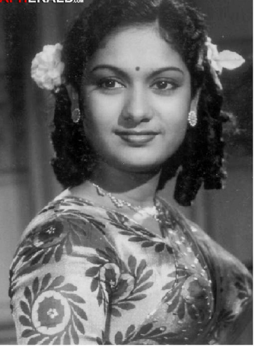 Telugu Veteran Actress Savithri Rare Photos