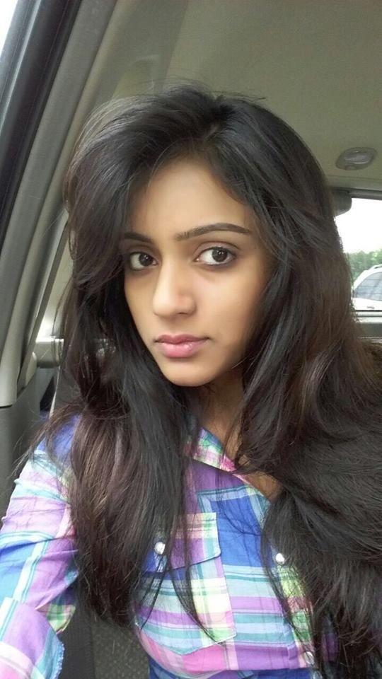 Vithika Sheru Rare and Unseen Photos