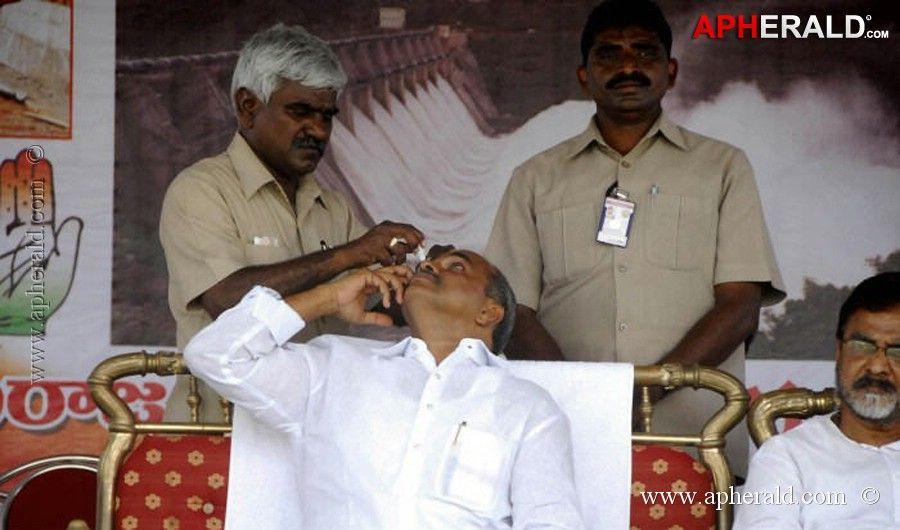 Death Anniversary Special: YS Rajasekhara Reddy Rare & Unseen Photos