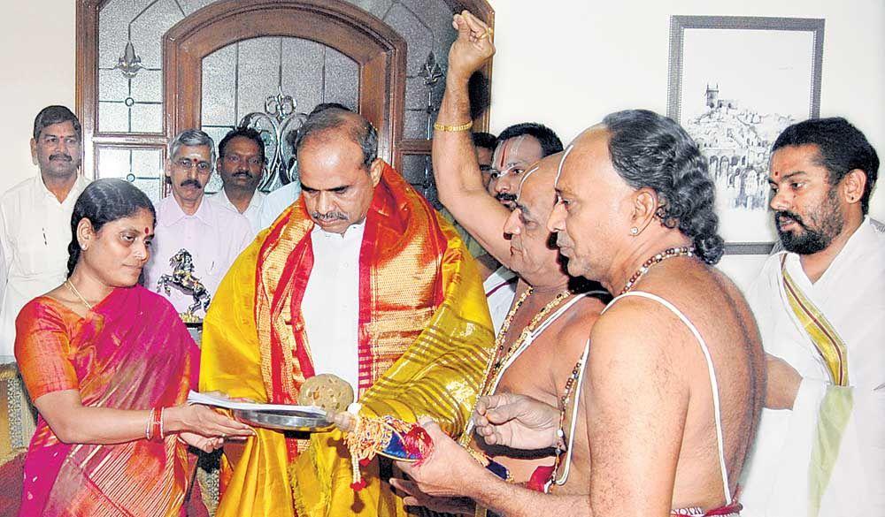 Death Anniversary Special: YS Rajasekhara Reddy Rare & Unseen Photos