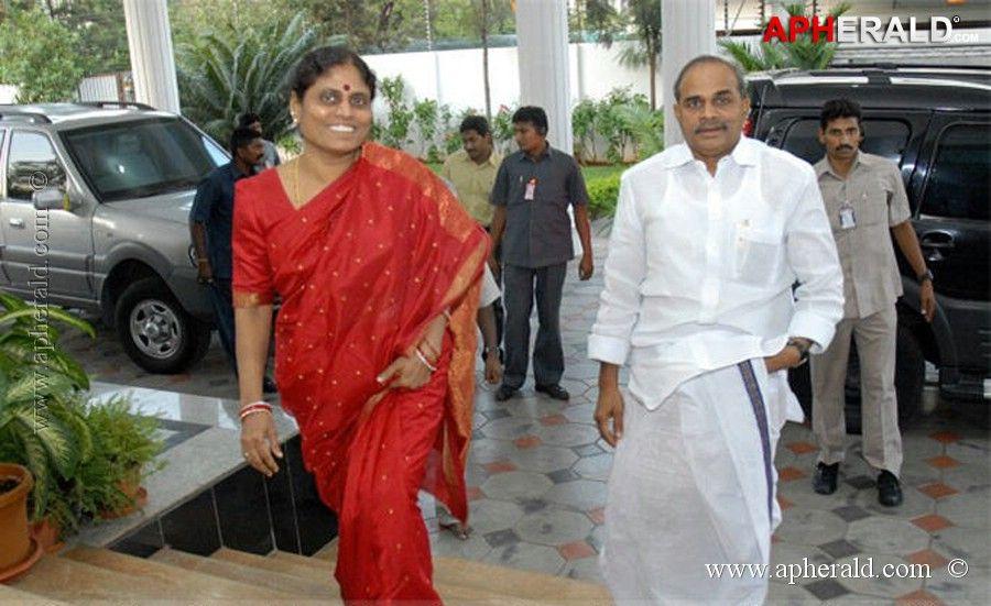 Death Anniversary Special: YS Rajasekhara Reddy Rare & Unseen Photos