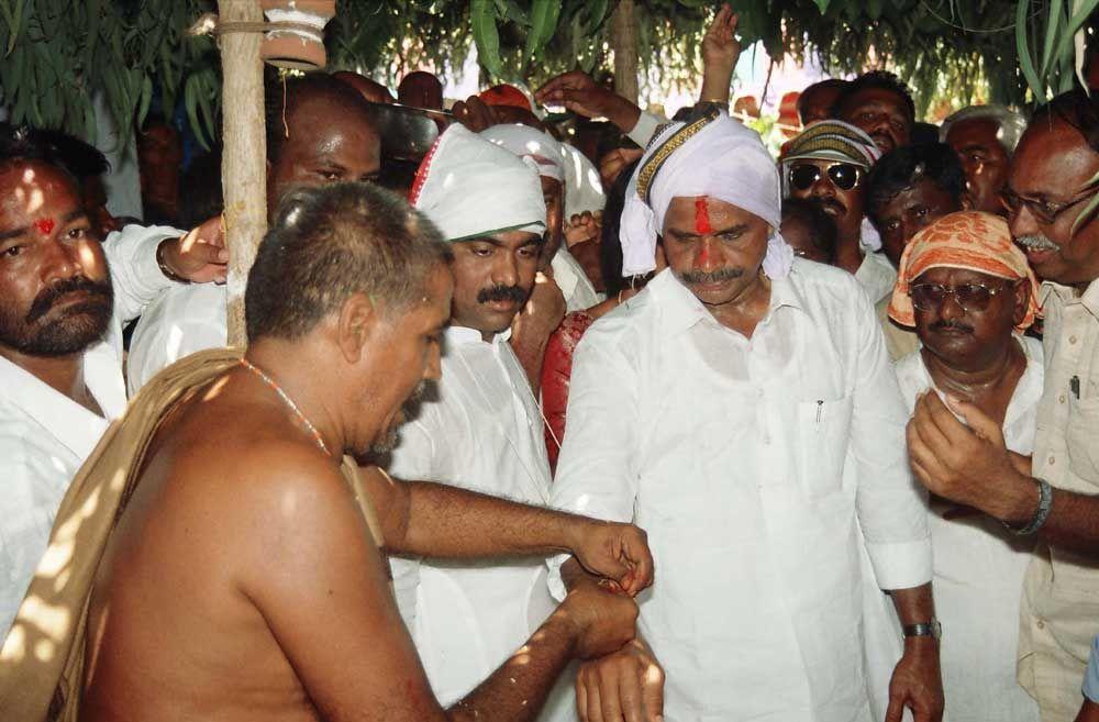 Death Anniversary Special: YS Rajasekhara Reddy Rare & Unseen Photos