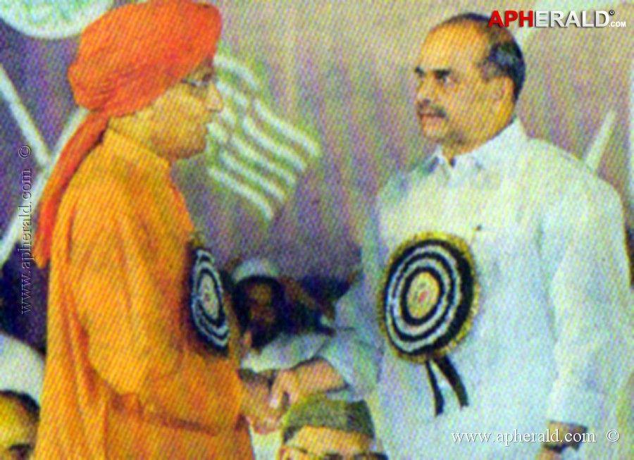 Death Anniversary Special: YS Rajasekhara Reddy Rare & Unseen Photos