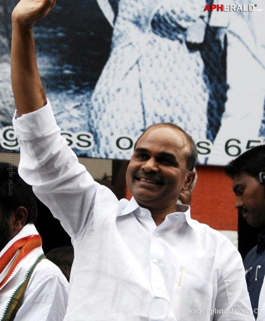 Death Anniversary Special: YS Rajasekhara Reddy Rare & Unseen Photos