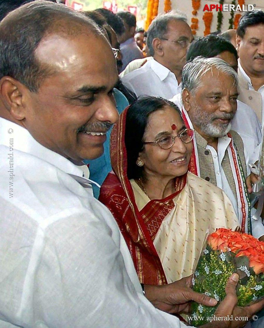 Death Anniversary Special: YS Rajasekhara Reddy Rare & Unseen Photos