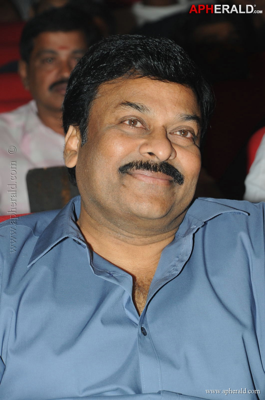 Chiranjeevi at Yevadu Audio