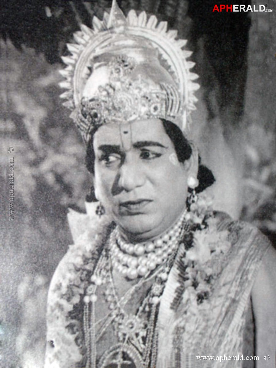 Relangi Venkata Ramaiah Photos