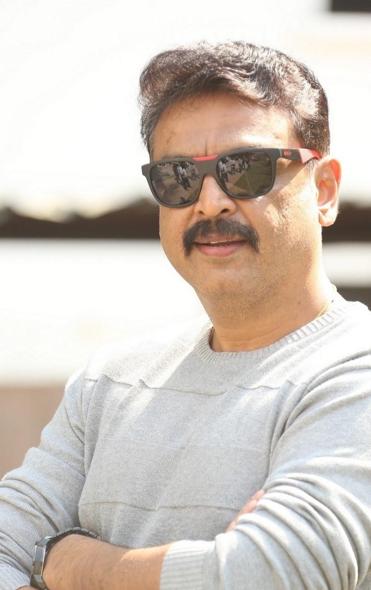 Senior Actor Naresh Latest Stills