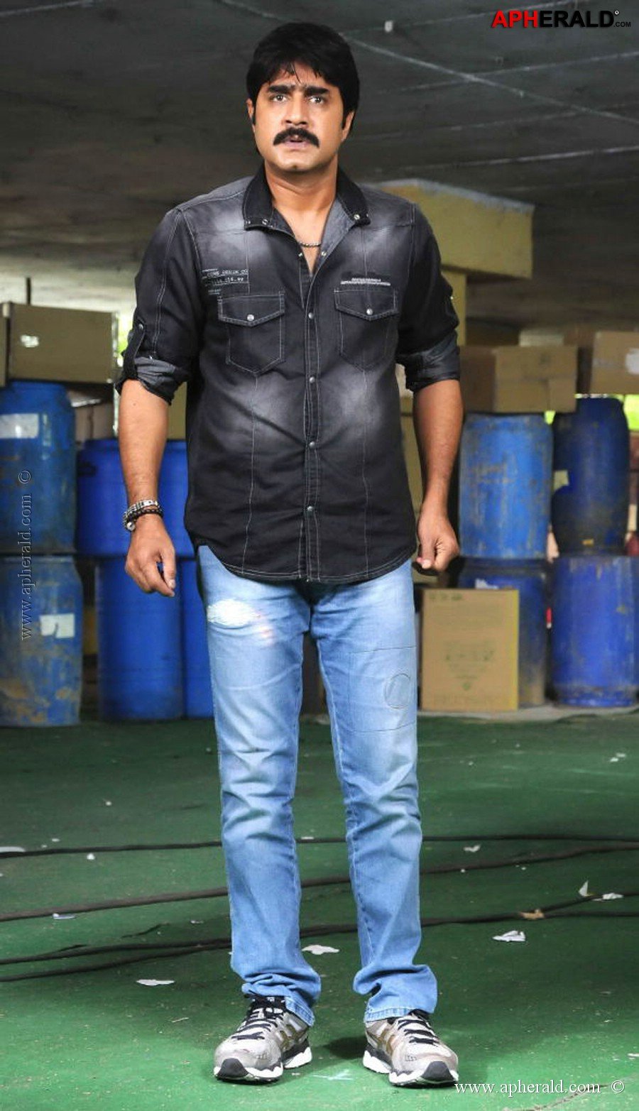 Srikanth Stills in Mondodu Movie