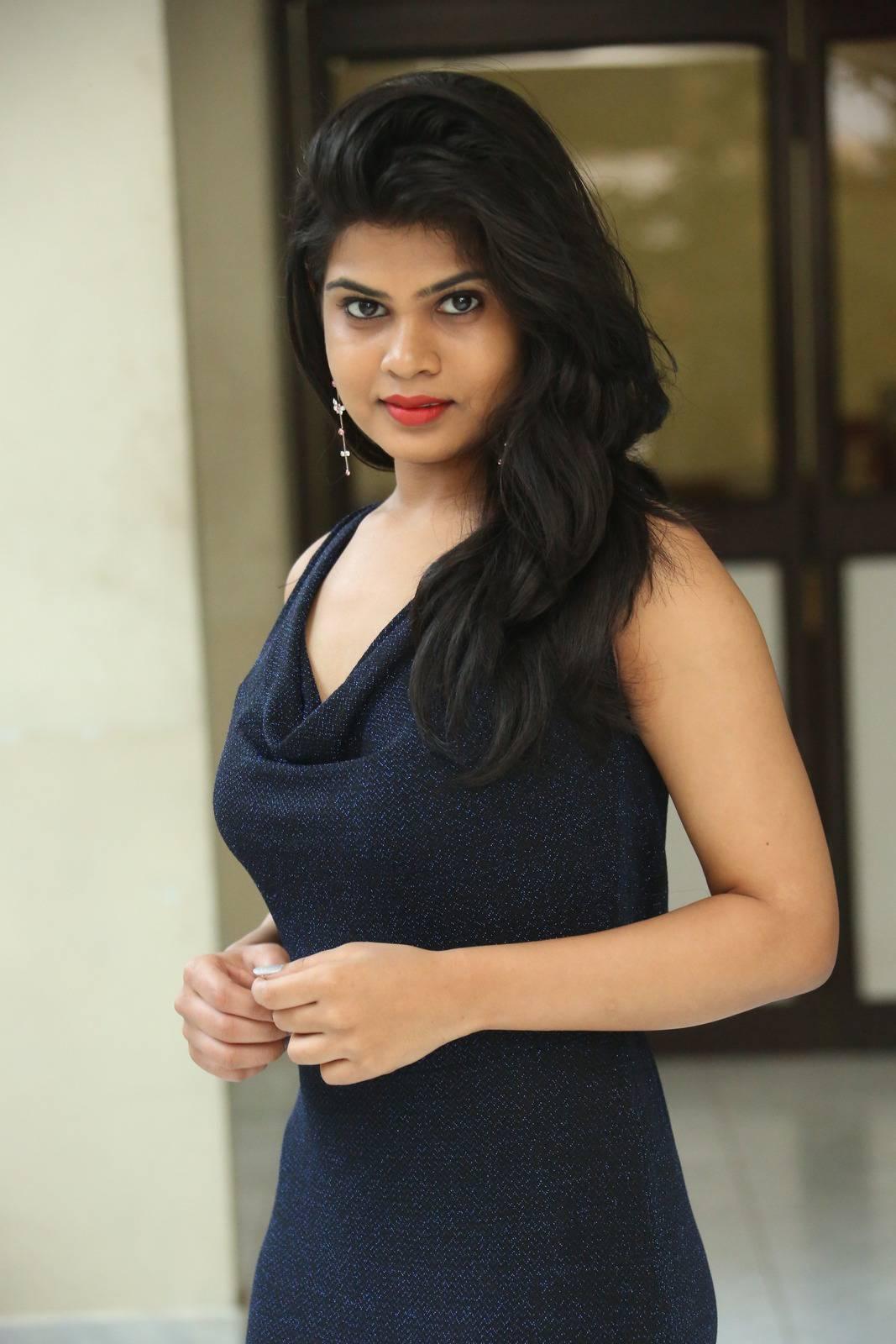 Actress Alekhya Reddy latest Stills