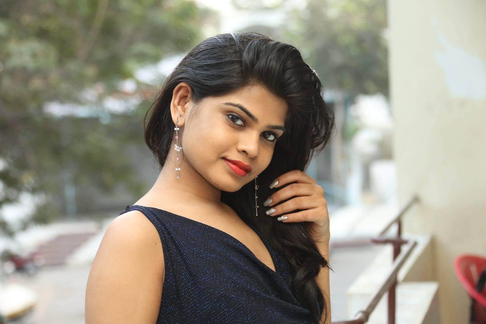 Actress Alekhya Reddy latest Stills