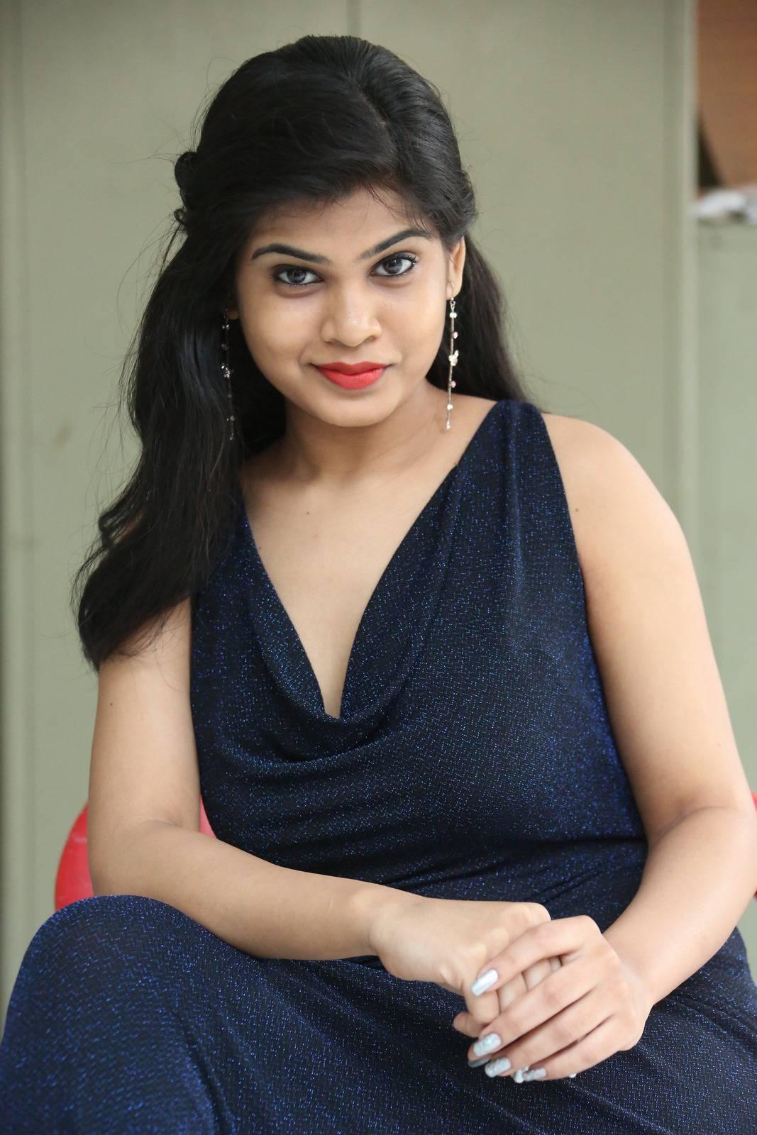 Actress Alekhya Reddy latest Stills