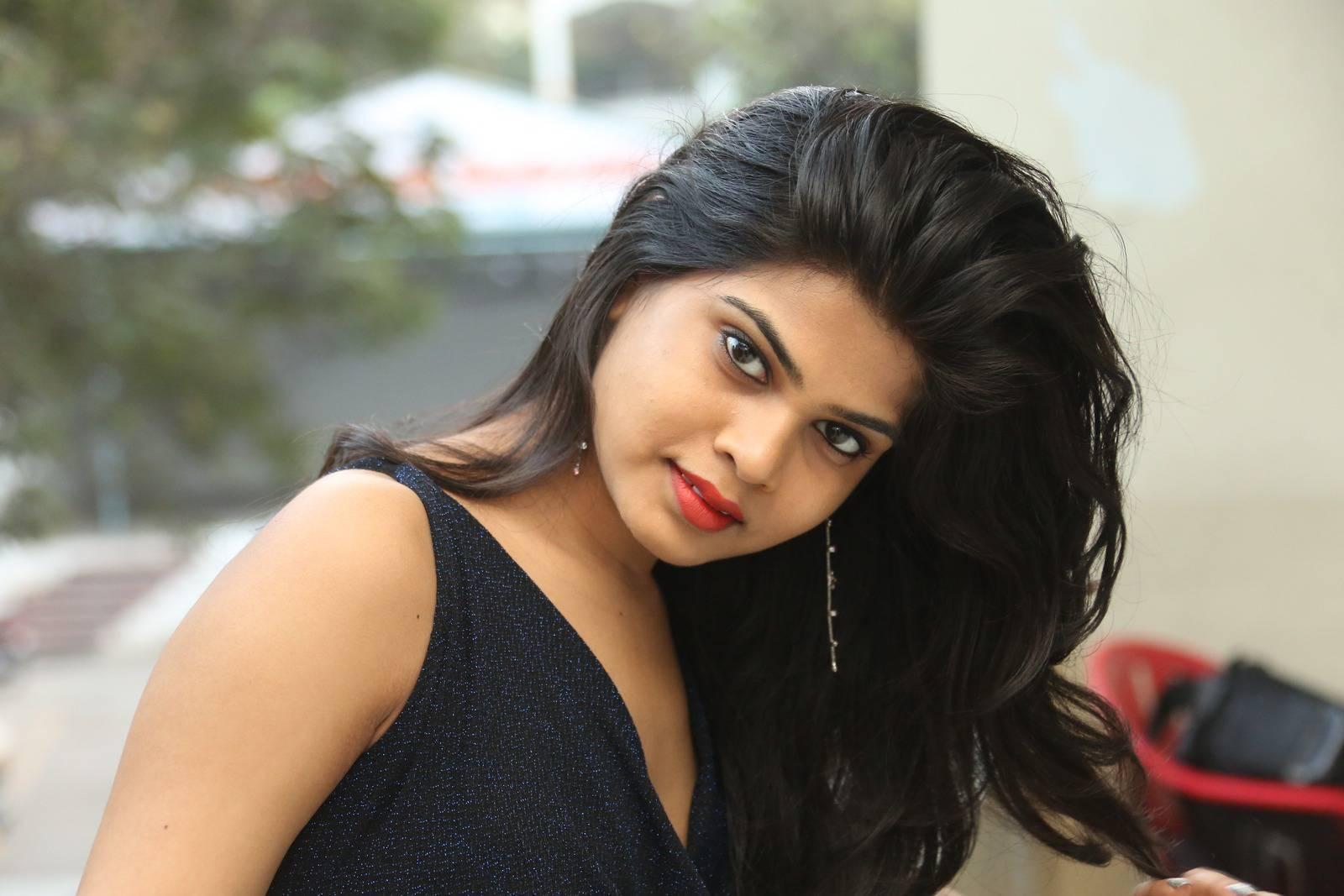 Actress Alekhya Reddy latest Stills