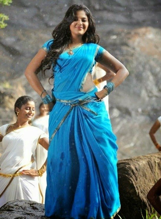 Actress Anjali in Saree Photos