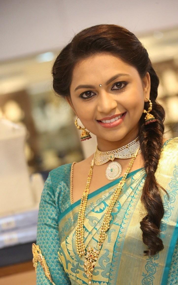 Actress Shree Latest Stills