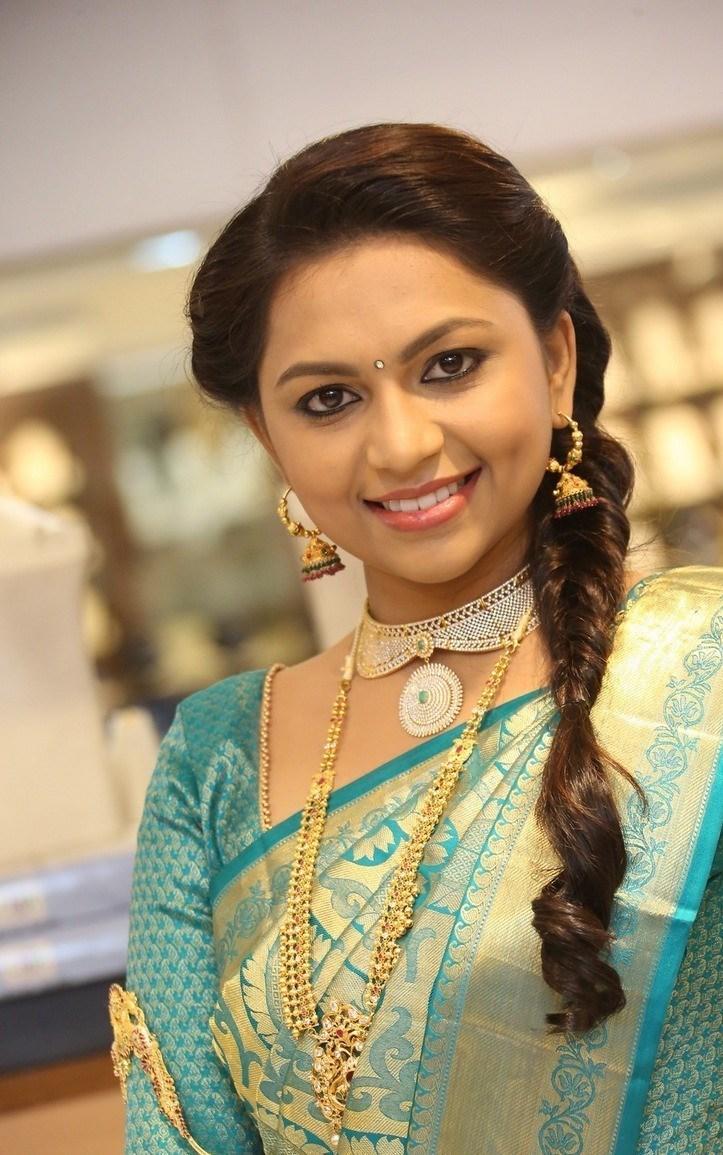 Actress Shree Latest Stills