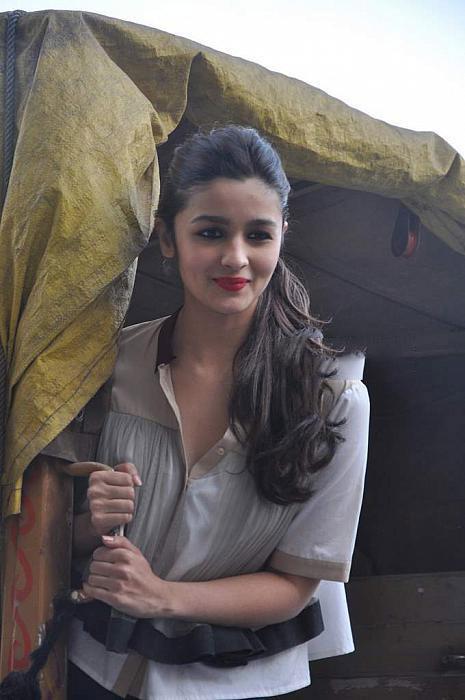 Alia Bhatt latest Photos